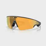 Oakley Meta vanguard black prizm 24K seen from front