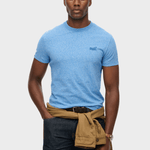 Organic Cotton Essential Logo Tshirt - Herre - Fresh Blue Grit - Gumpel & Co