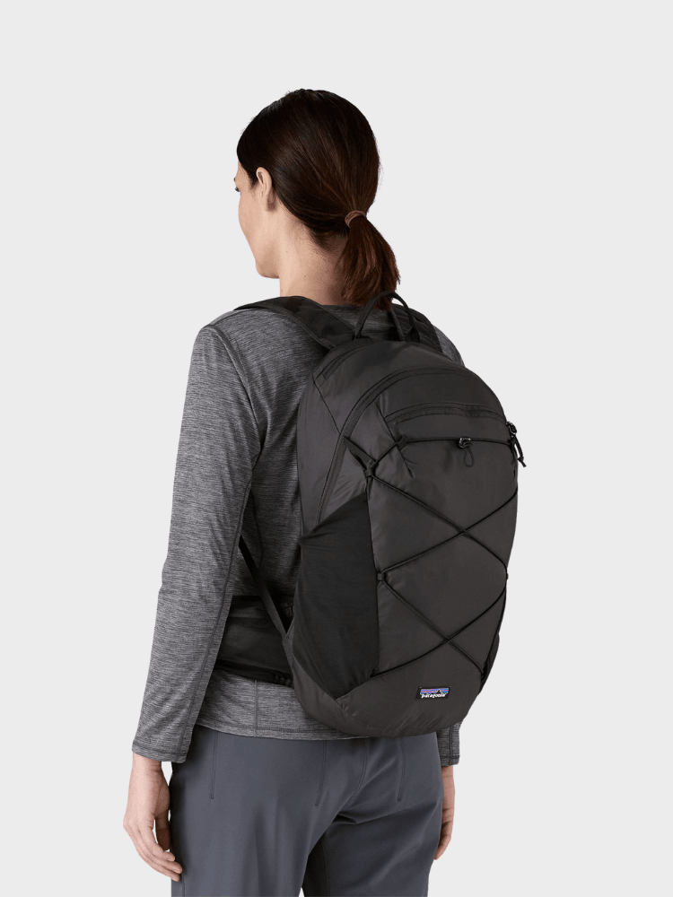 Terravia Pack 22L - Unisex - Black - Gumpel & Co