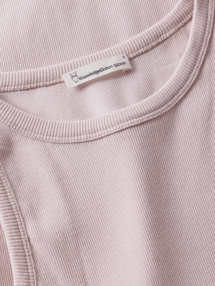 KNOWLEDGE COTTON APPAREL Racer Rib Top - Dame - Pale Pink