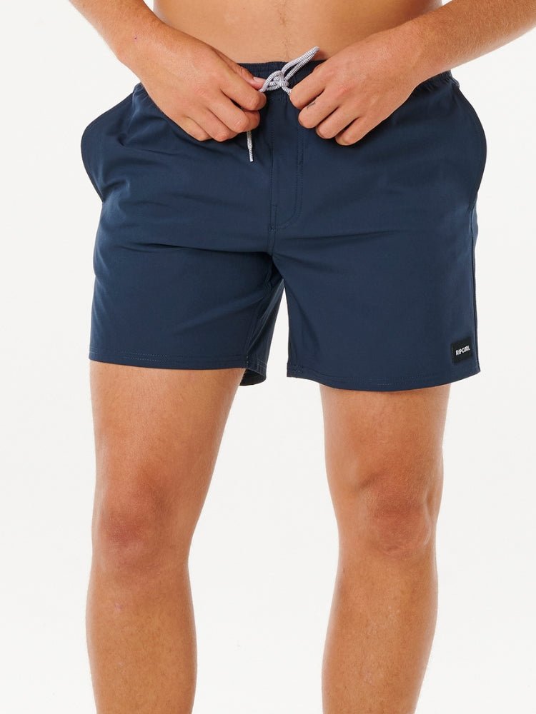 Offset Daily Badeshorts - Herre - Navy - Gumpel & Co