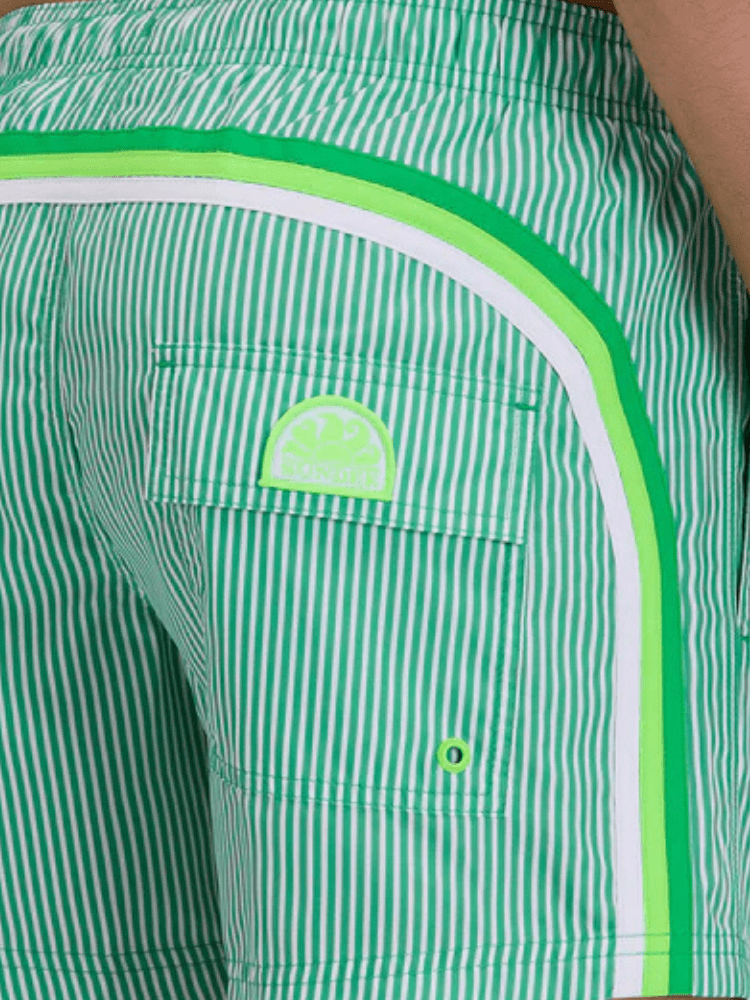 Sundek Juicy Stripe Short Length Badebukser - Herre - Bright Green