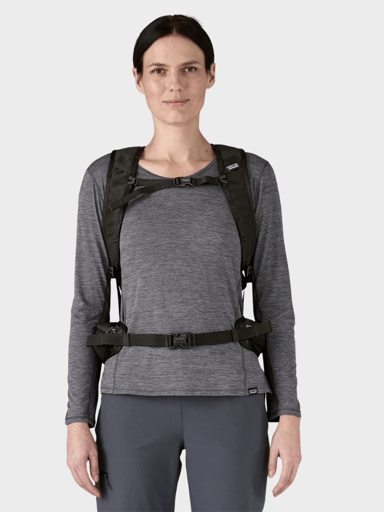 Terravia Pack 22L - Unisex - Black - Gumpel & Co