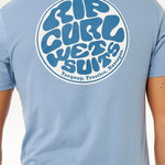 Wettie Passage Icon T shirt - Herre - Faded Denim - Gumpel & Co