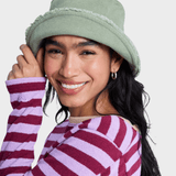 Victim Of Love Bøllehat - Dame - Oil Green - Gumpel & Co