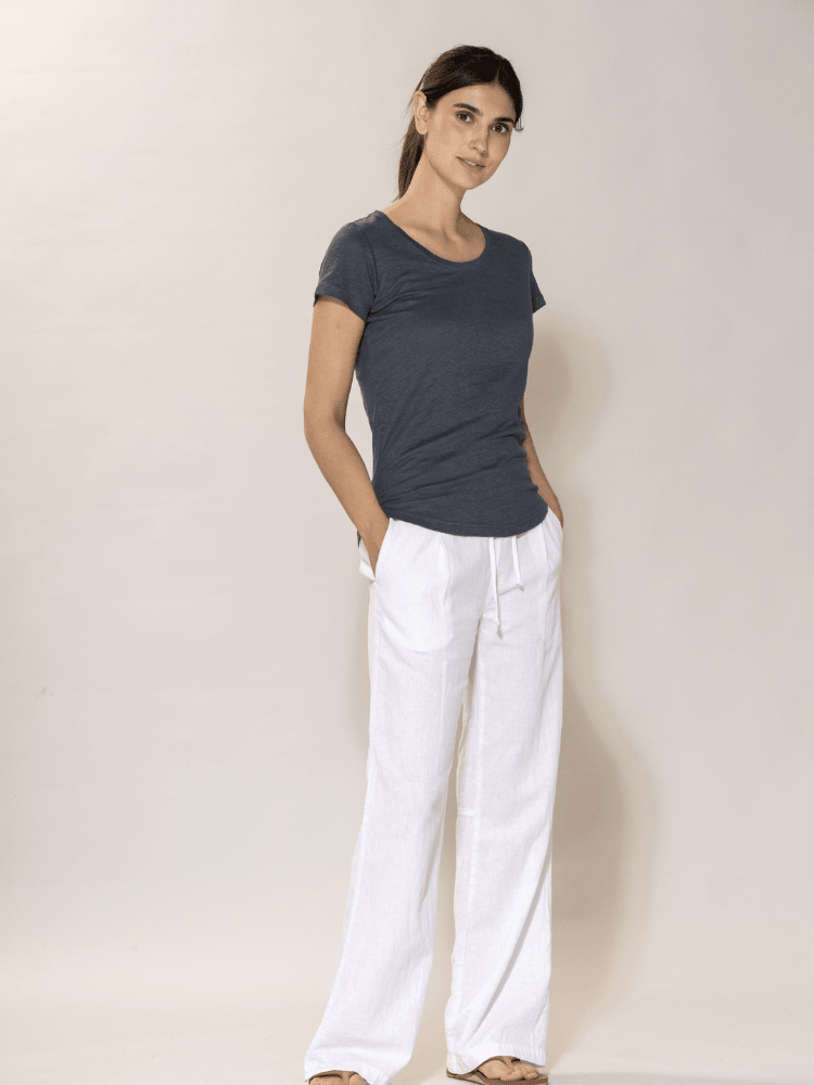 Lotta linen Tee - Dame - Dusty Navy - Gumpel & Co