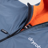 Advance Long Sleeve Surf Poncho - Voksne - Charc Grey/Orange