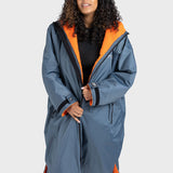 Advance Long Sleeve Surf Poncho - Voksne - Charc Grey/Orange