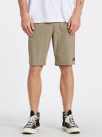 Men's Crossfire Mid - Submersible Shorts - Herre - Khaki