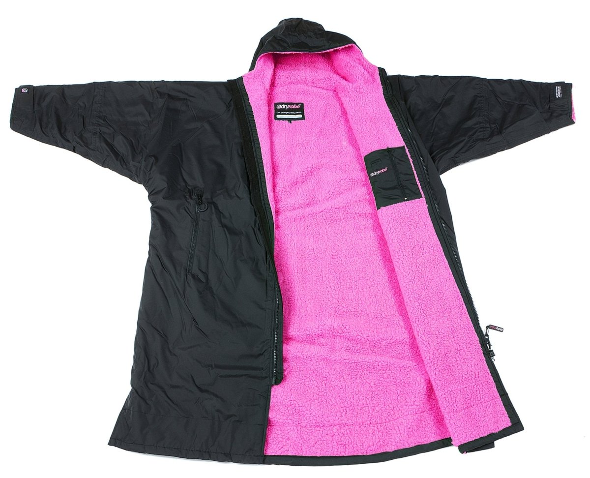 Advance Long Sleeve Surf Poncho - Voksne - Black/Pink - Gumpel & Co