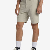 Crossfire Mid - Submersible Shorts for Men - Moon