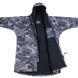 Advance Long Sleeve Surf Poncho - Voksne - Black Camo/Black