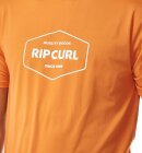 Rip Curl - Men's Stapler UPF 50+ Short Sleeve UV T-shirt - Herre - Mandarin Red