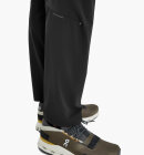 On - Men's Movement Pants - Herre - Black