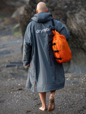 Dryrobe - Advance Long Sleeve Surf Poncho - Voksne - Charc Grey/Orange