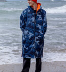 Dryrobe - Advance Long Sleeve Surf Poncho - Voksne - Blue Camo/Orange