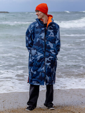 Dryrobe - Advance Long Sleeve Surf Poncho - Voksne - Blue Camo/Orange